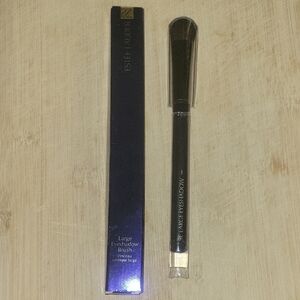 Estée Lauder Large Eyeshadow Brush